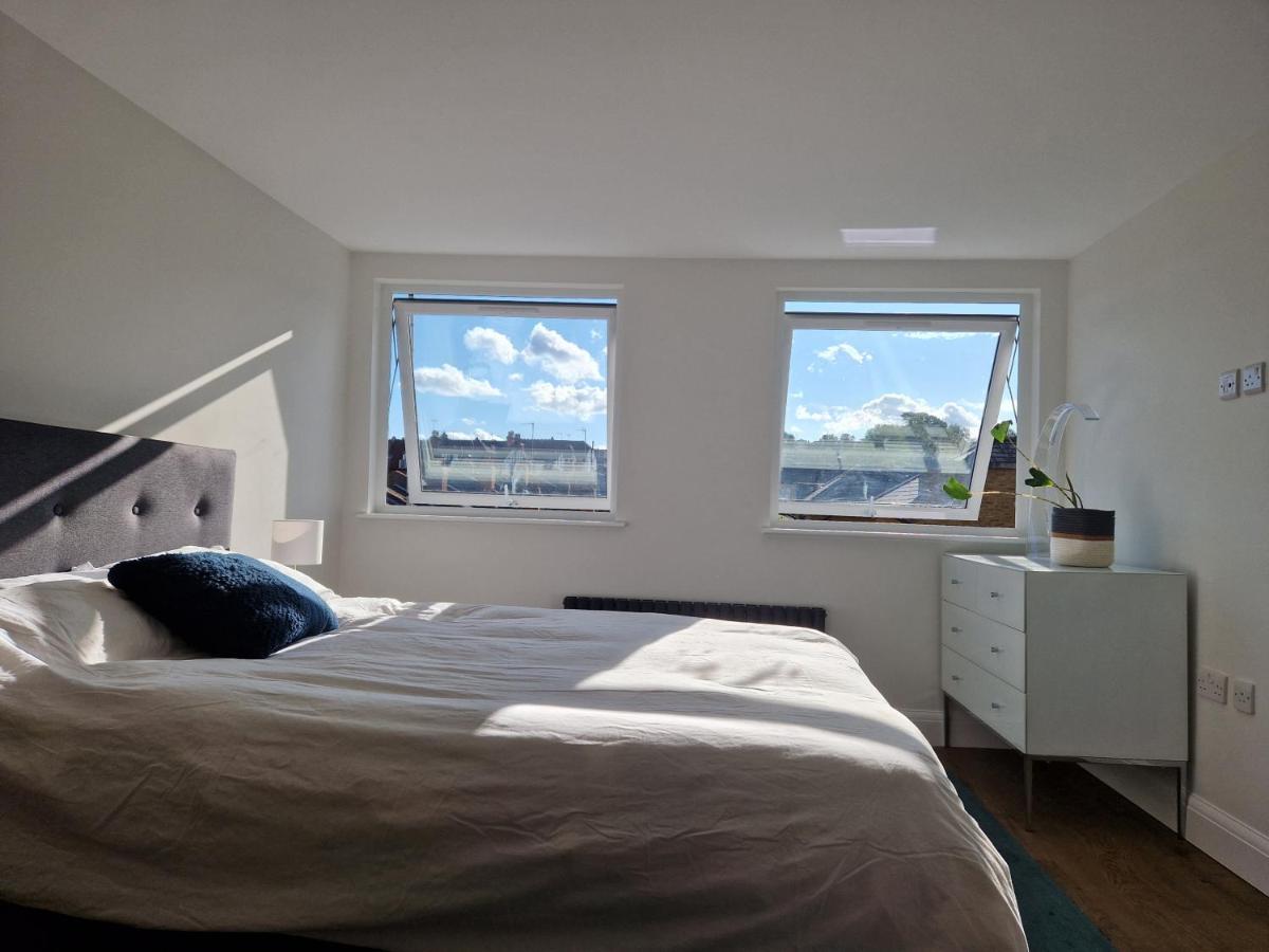 Luxury London Oasis Apartment ภายนอก รูปภาพ